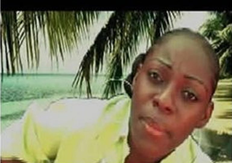 Adji SANOU : Artiste Musicienne