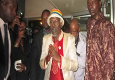 Alpha BLONDY chantera ce soir pour la paix…
