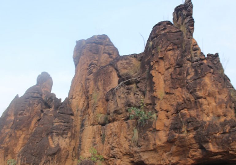 Les pics de Sindou, un site touristique à découvrir