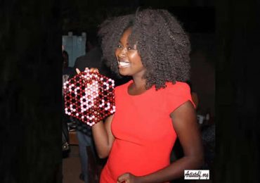 Roukiata OUEDRAOGO, revient avec “TOMBE le masque