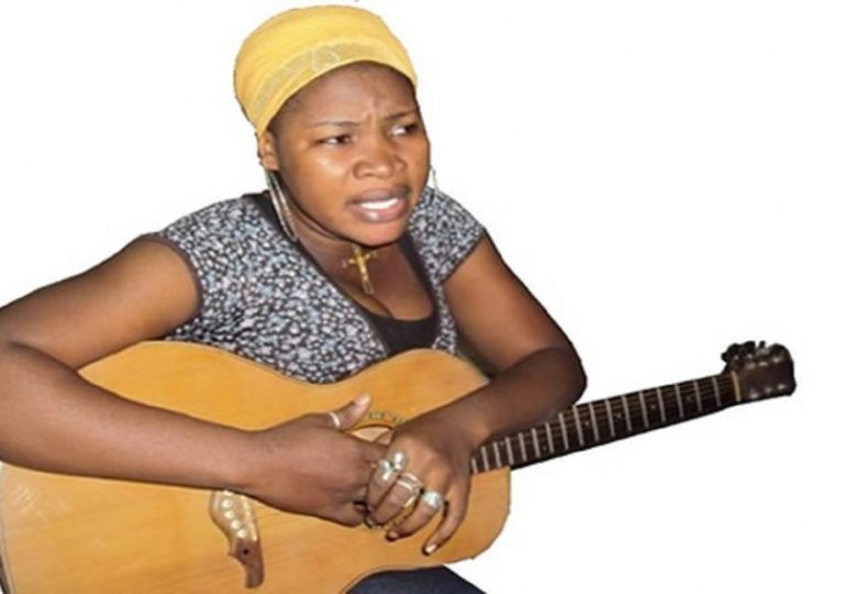 Youmanli YONI, Artiste musicienne