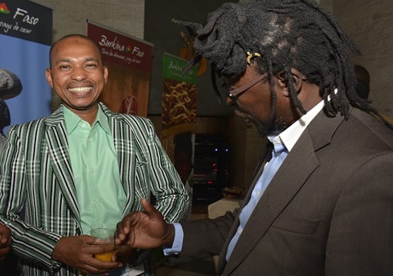 Tahirou BARRY échange avec les professionnels de la diaspora de France