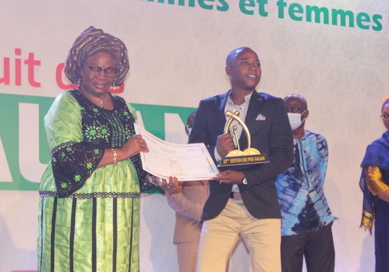 Le super Galian décerné à Tigah Cheick SAWADOGO du journal en ligne Lefaso.net