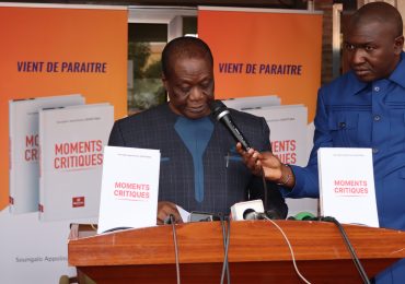 Moments critiques de Soungalo Appolinaire Ouattara