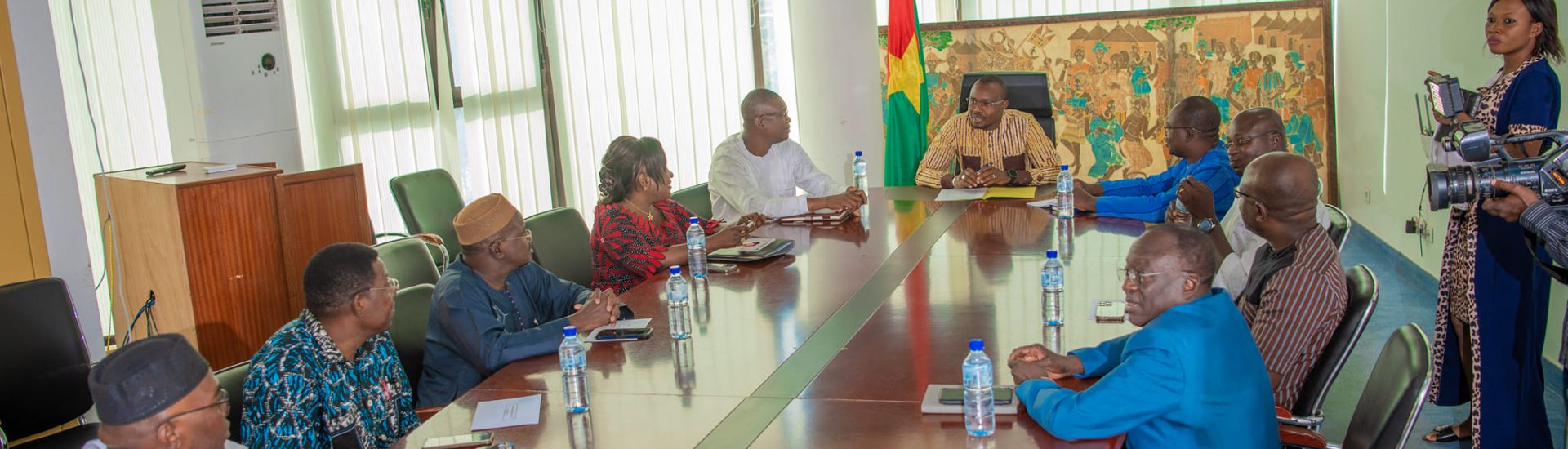 Culture : Le Ministre Jean Emmanuel OUEDRAOGO à l’école de ses prédécesseurs
