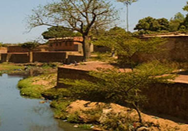 Le village de Noumoundara et ses vestiges touristiques
