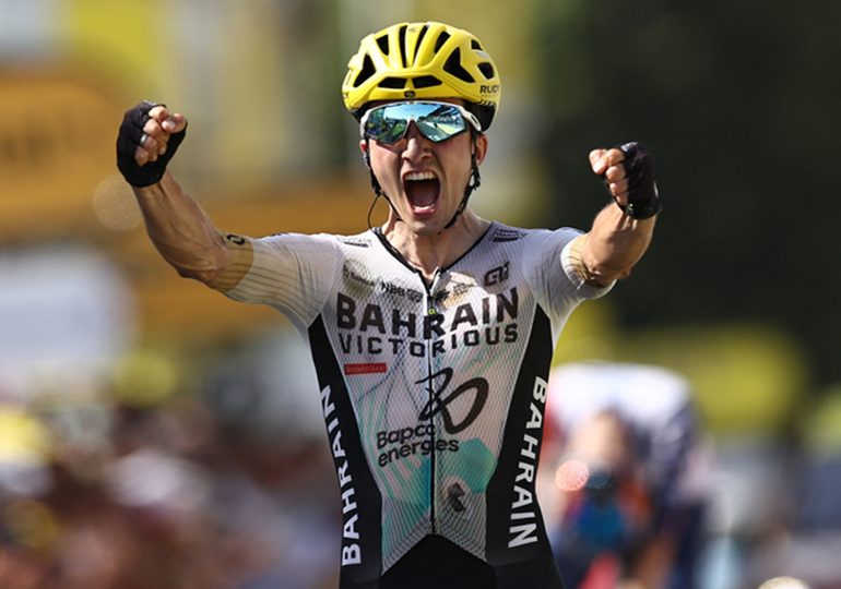 Tour de France : Pello Bilbao dédie sa victoire à Gino Mäder