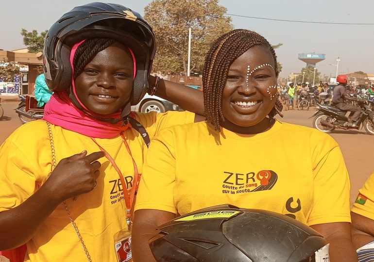 Journée Internationale de la Femme : Des femmes sensibilisent sur la sécurité routière