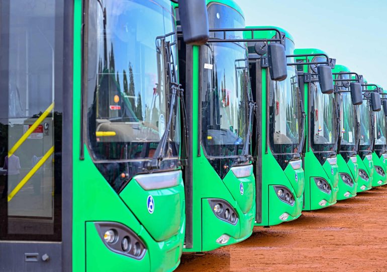 Economie : Remise de nouveaux  Bus à la « SOTRACO »