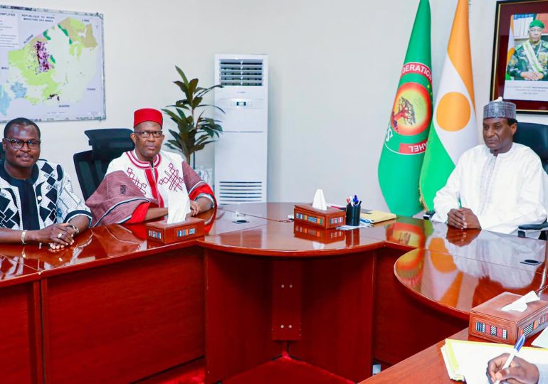 AES : Ali Mahamane Lamine Zeine échange avec les ministres de la Culture